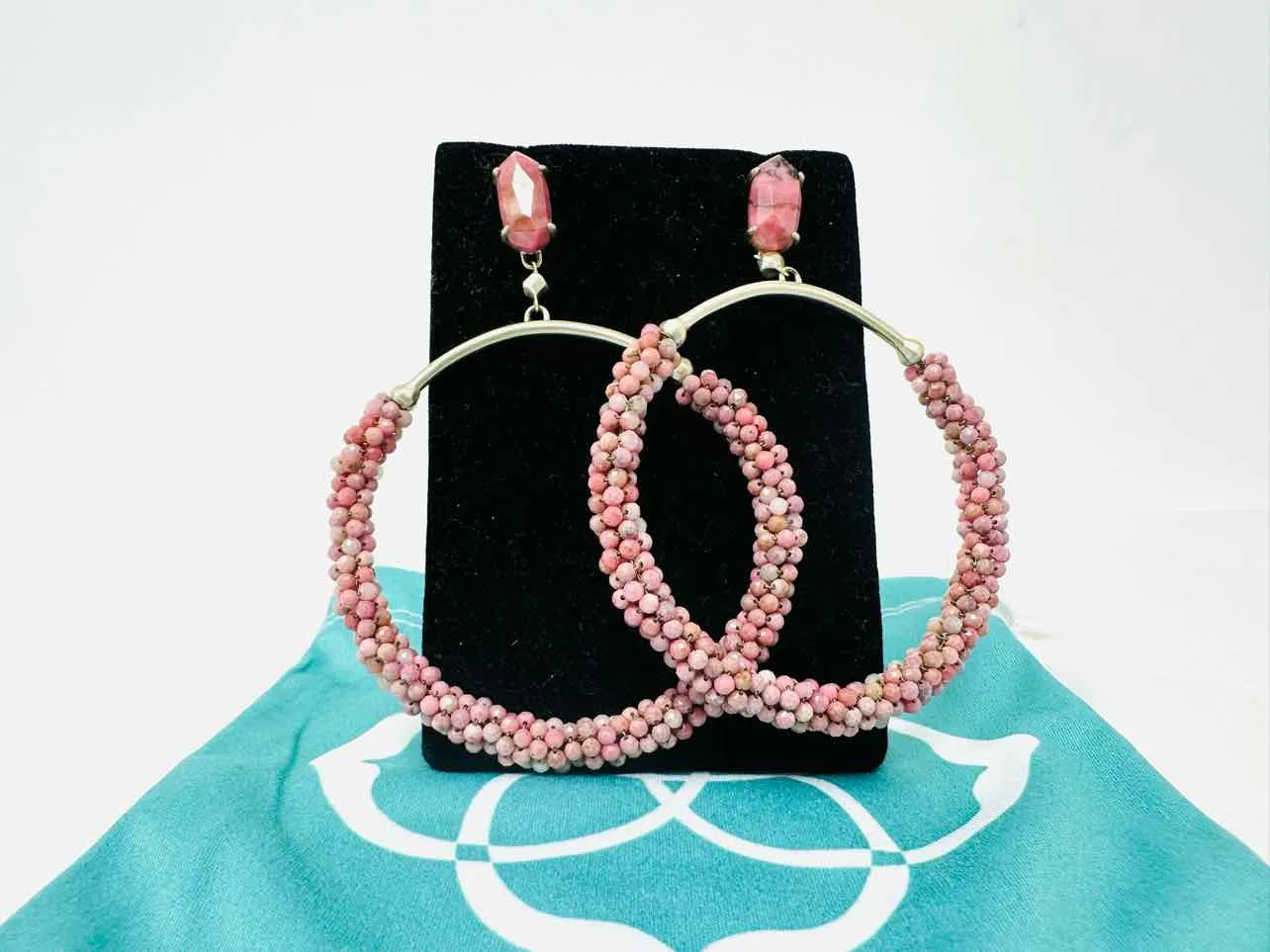 Kendra Scott Silver/Pink Circle Beaded Jewelry Earrings